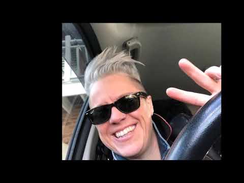 Kell joins Tracy & the Big D on 104.9 Sunshine FM, February 2019