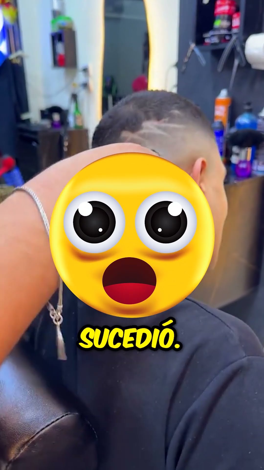 ¡Había algo REALMENTE extraño! ? #shorts