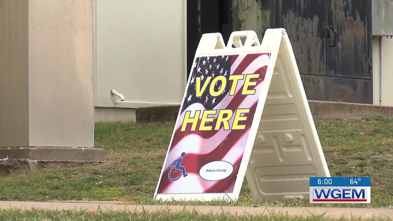 Illinois early voting begins, what to know about mail-in ballots