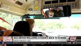 NEISD Bus Driver welcomes students back to school screenshot 3