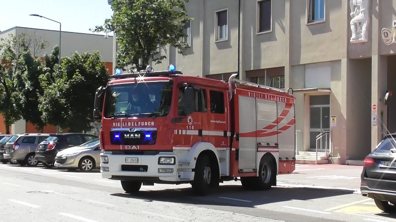 APS Man Vigili del Fuoco Bergamo in sirena