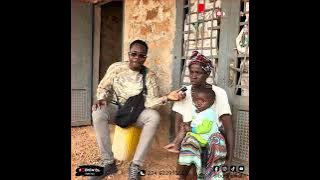 She's just asking for something to eat. 620442583