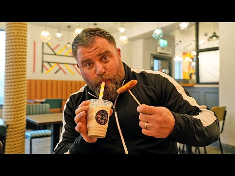 Video thumbnail: WE REVIEW THE LADZ IN HAMILTON / FOOD REVIEW CLUB