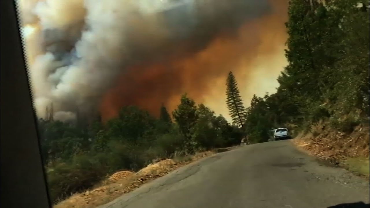 Raw: Dangerous Wildfires in Central California