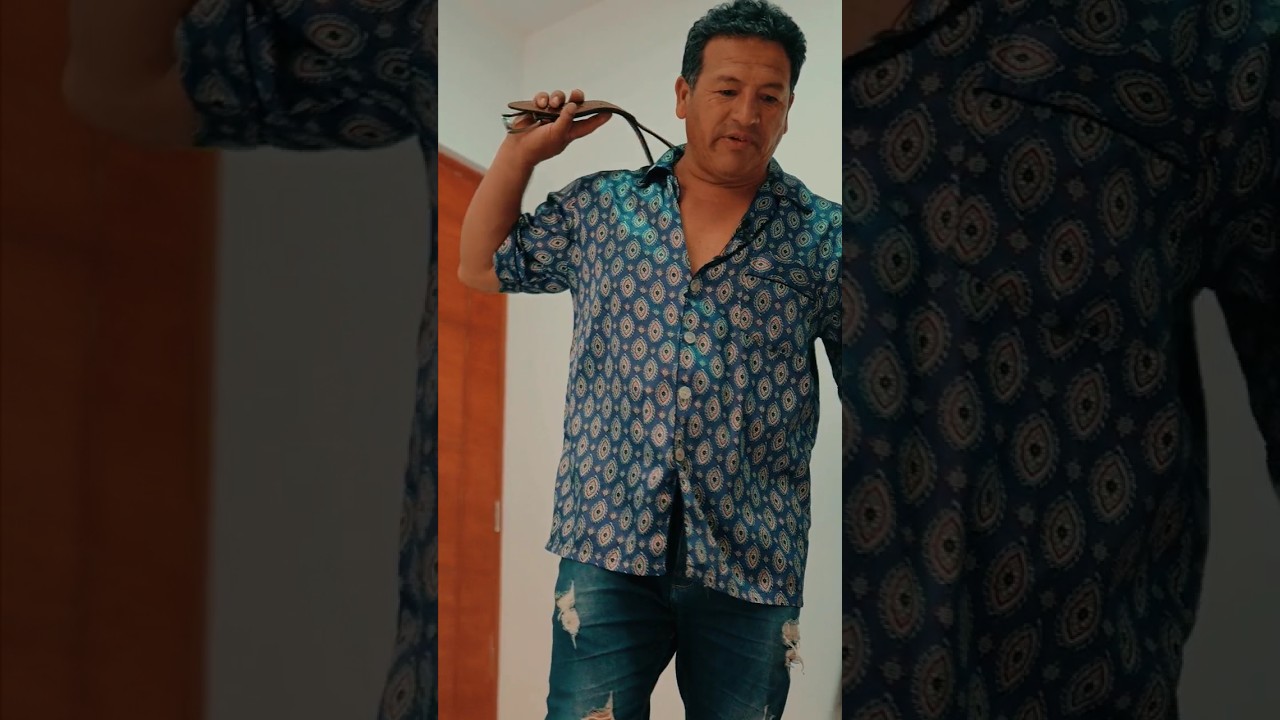 Padre castiga a su hija por irse la fiesta sin su permiso 😱