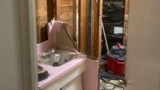 Fast easy way to remove tile on mud walls