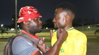 Kimeumana SHABIKI Wa SIMBA na YANGA Washikana Mashati Kuzichapa Mbele Ya Mwandishi....