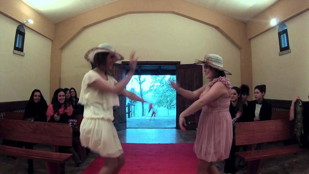 Lamintxu Gazte Asanblada   ''Wake Me Up''