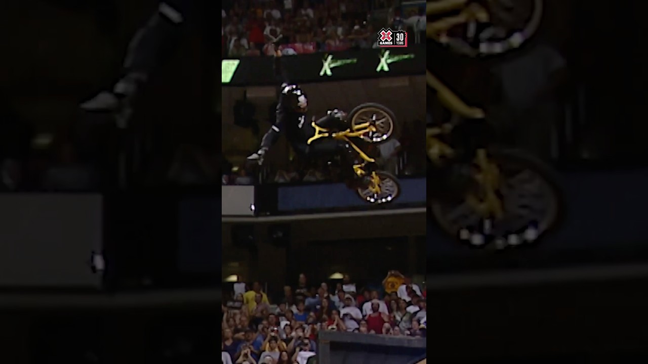 Mat Hoffman lands the no-handed 900. Part of the Top 25 from 2020.