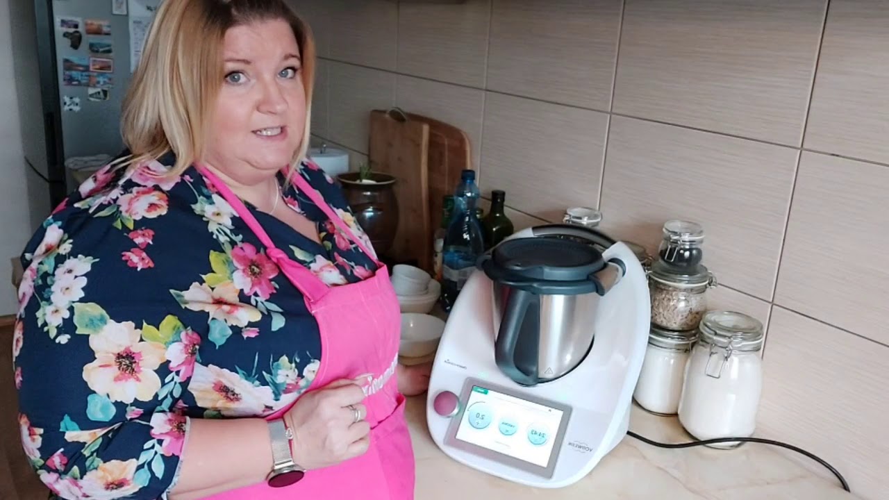 Pierwsza potrawa po zakupie Thermomixa koncentrat bulionu drobiowego- podstawa zup i sosów