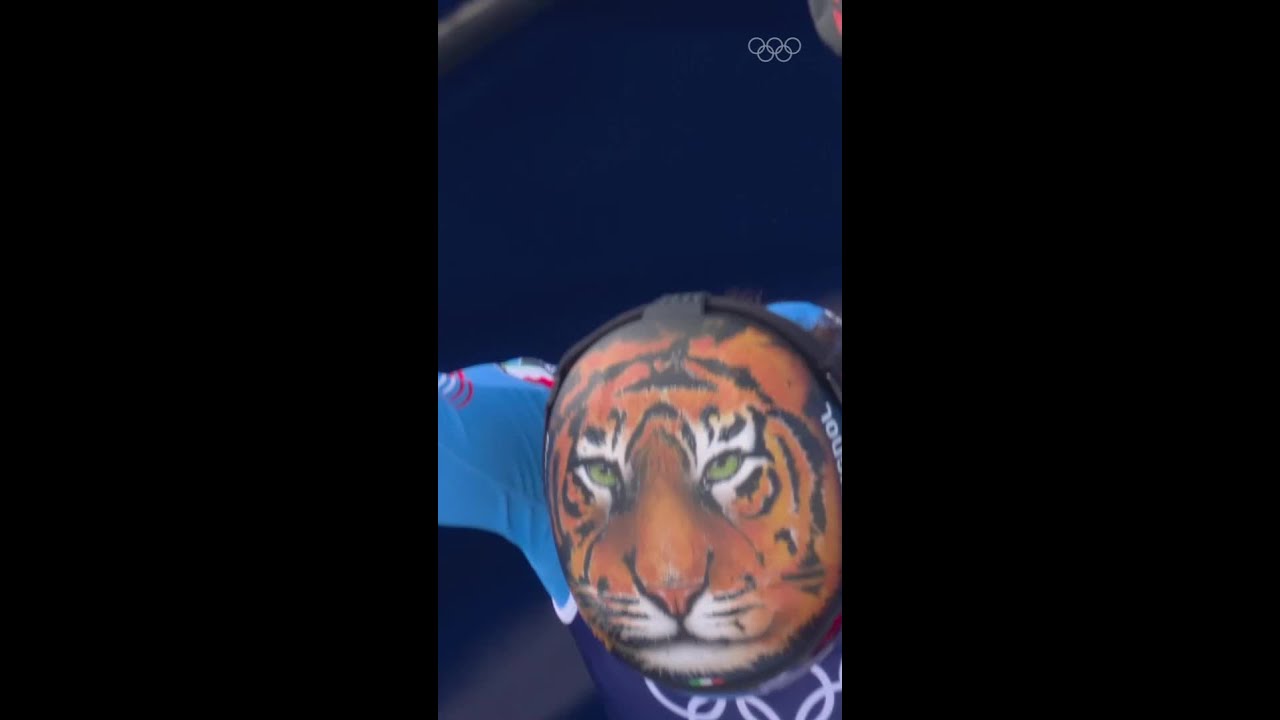 Enter the tiger! 🐯 Brignone prowls the slopes ⛷️ 
