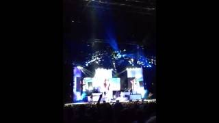 Tim McGraw concert video 4