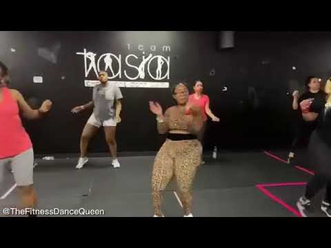 #FLEX LINEDANCE by @trapbootybounceworkout @thefitnessdancequeen