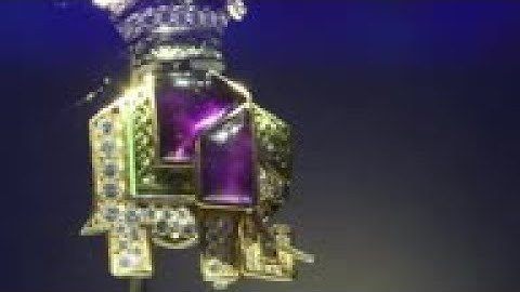 Bulgari jewelry and the glamourous women in Rome