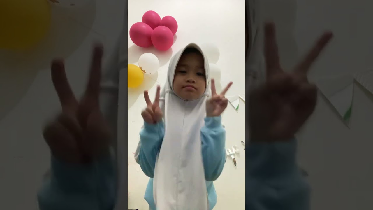 Wkwkwk ikutin trend cher