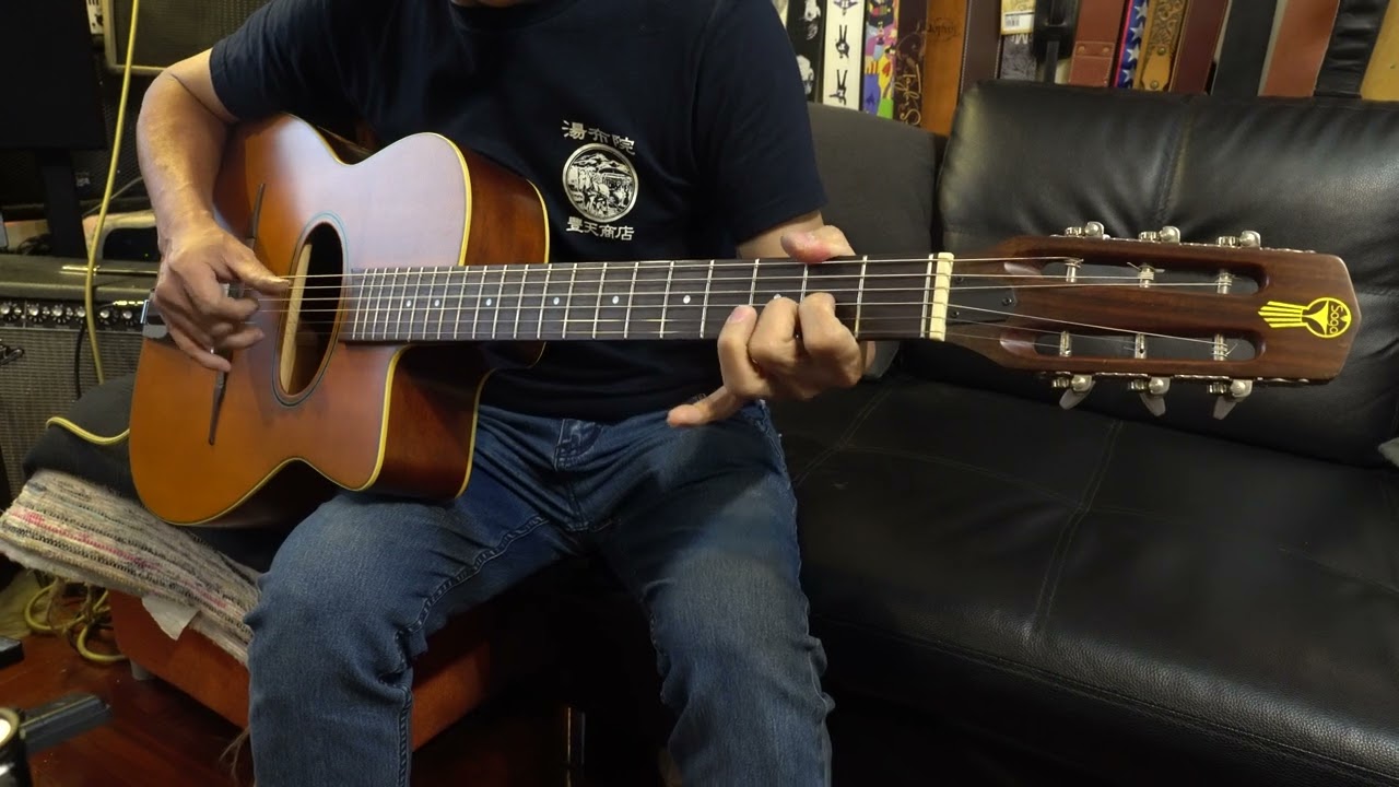 1981 Saga Django DG300 Maccaferri Guitar by K. Yairi Japan