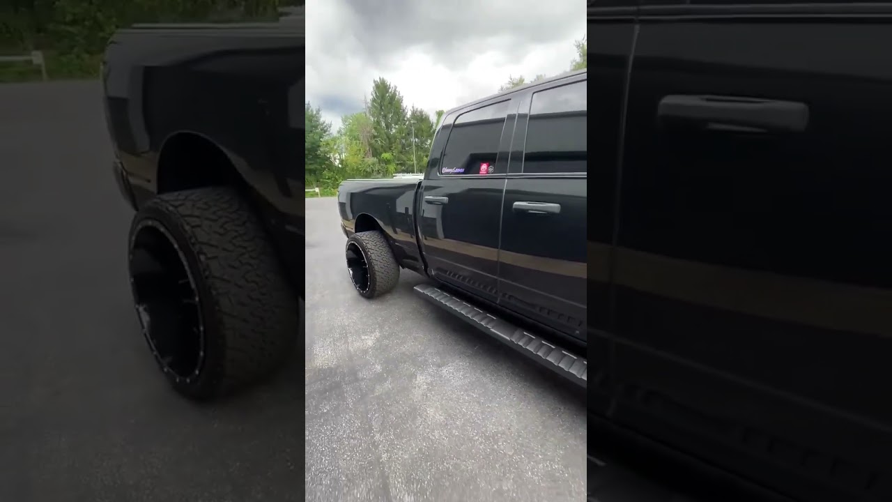 VERY clean 2019 ram 1500 sitting pretty on 24x14 ❌33x13.5 venom Terra wheels 