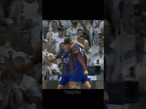 يا جماعة انا عارف ان برشلونه جابت هدفين بس مقدرتش اجيب الهدف التاني لبرشلونه لان مدة الفيديو صغيره