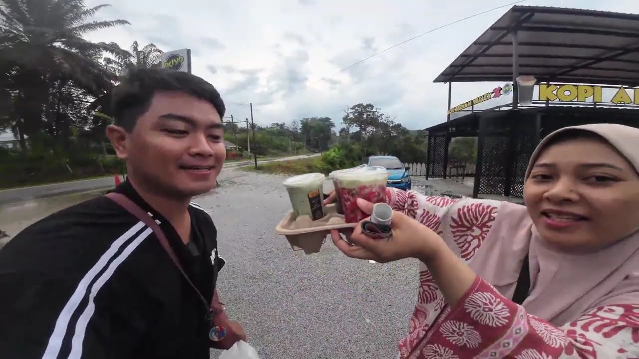 Cafe di tengah hutan Malaysia