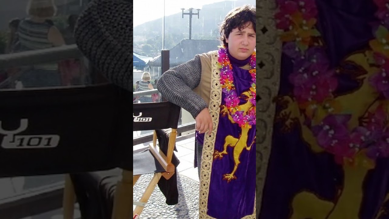 Помните Марка Дель Фиггало из сериала «Зоуи 101»? Вот как он выглядит 18 лет спустя 😱