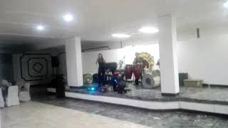 MUSICAL CHAVA   teclado y karaoke versátil