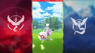 Pokémon GO: Catching/Attraper Mewtwo