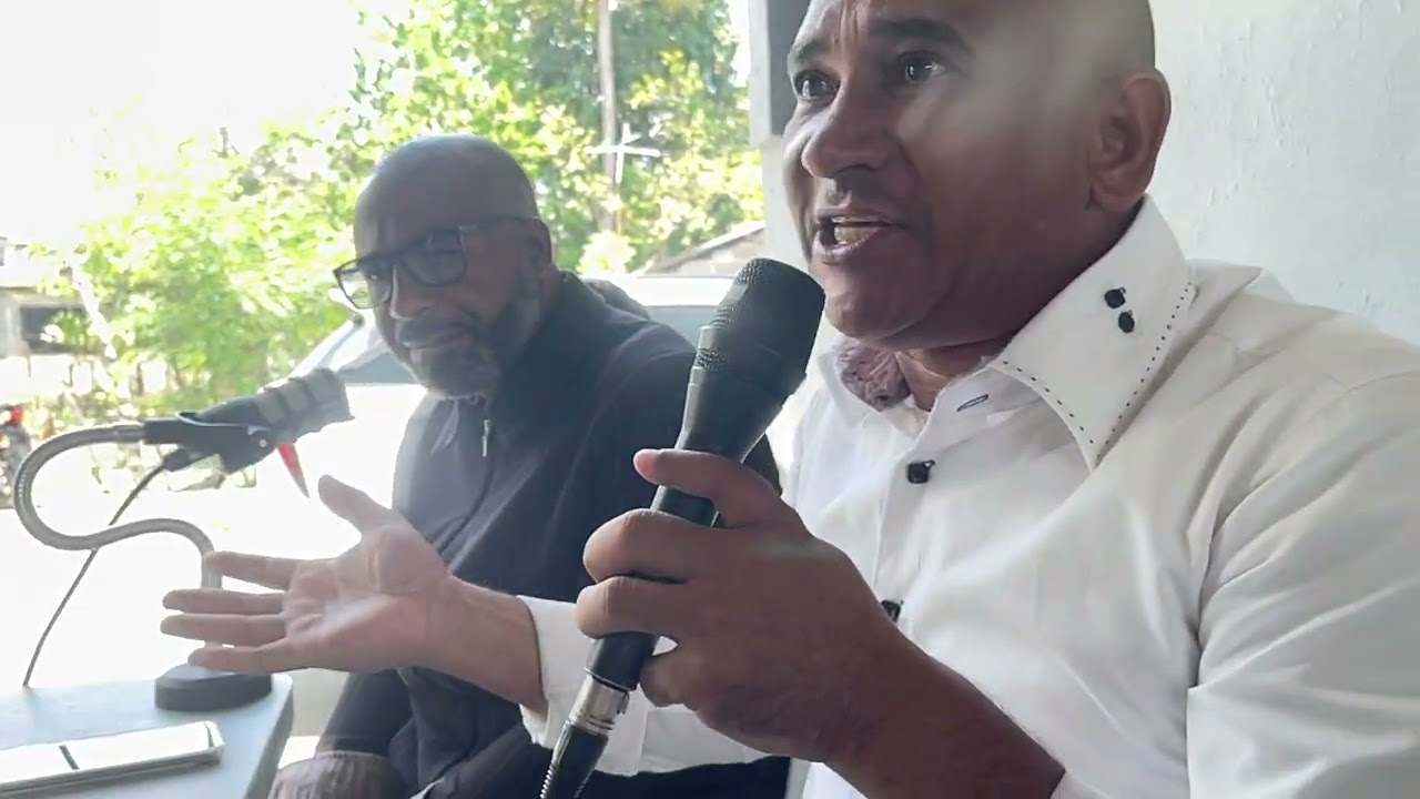 SÍNDICO JUMA BEJUCAL OSIRIS MARTÍNEZ  DA REPUESTA ALA COMUNIDAD DEL 8 en en el FORO BARRIAL