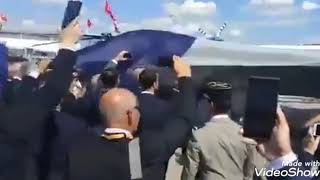 Pari̇ste Türki̇yemi̇zi̇n Gururu Mi̇lli̇ Muhari̇p Uçaği Tfx Tanitildi Türk Havacilik Ve Sanayi̇ Aş Tusaş