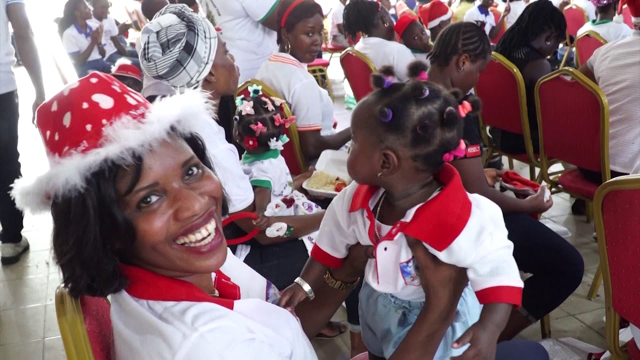 Fêtes de fin d'année : Le metier de clown pendant la Noël