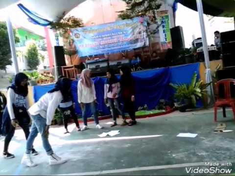 Drama Kabaret Versi Kelas X-Farmasi SMK Bangkit Indonesia Talaga