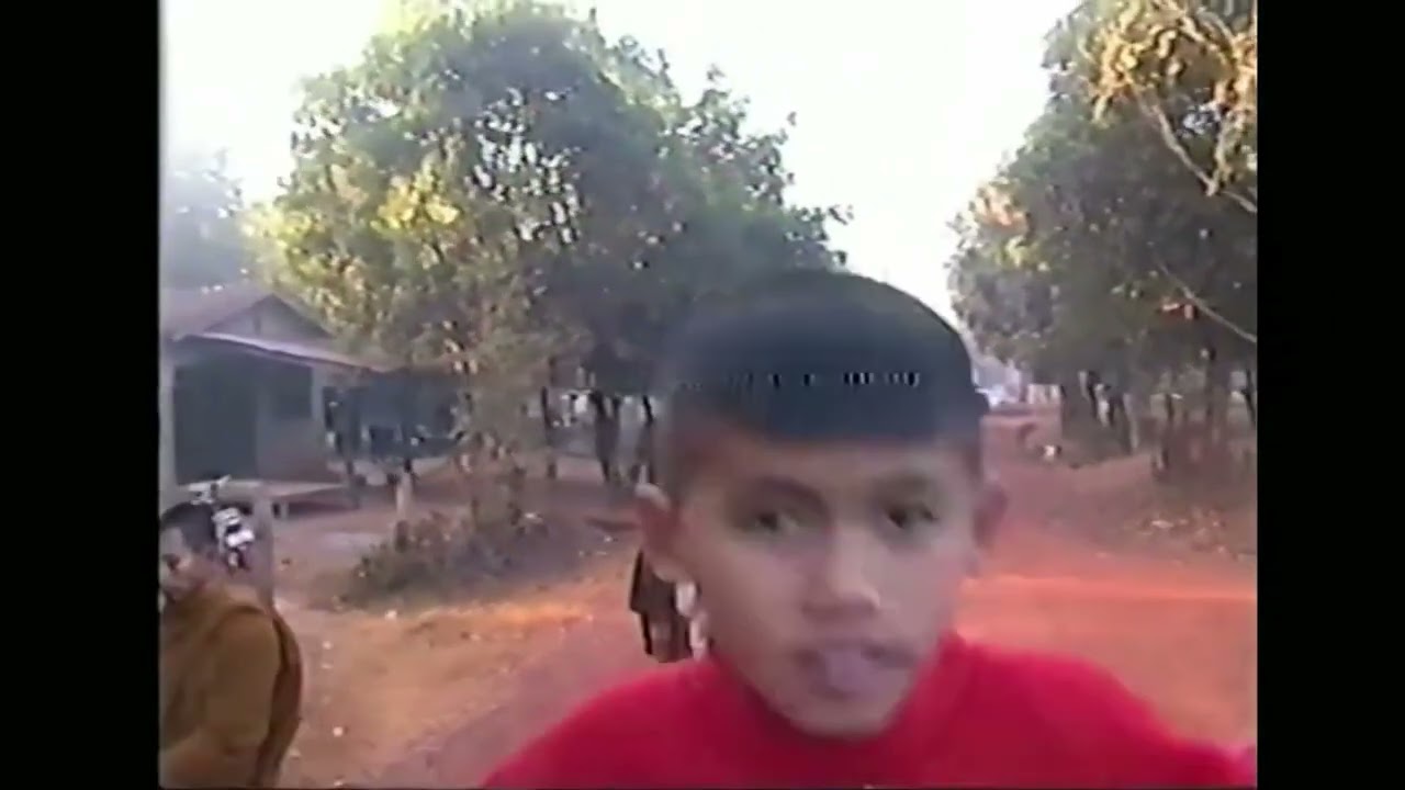 ธรรมะลีลาบิณฑบาต - วัดนิพเพธพลาราม [หลวงพ่อใหญ่สมภพ โชติปัญโญ]