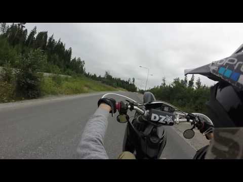 Derbillä ympäri