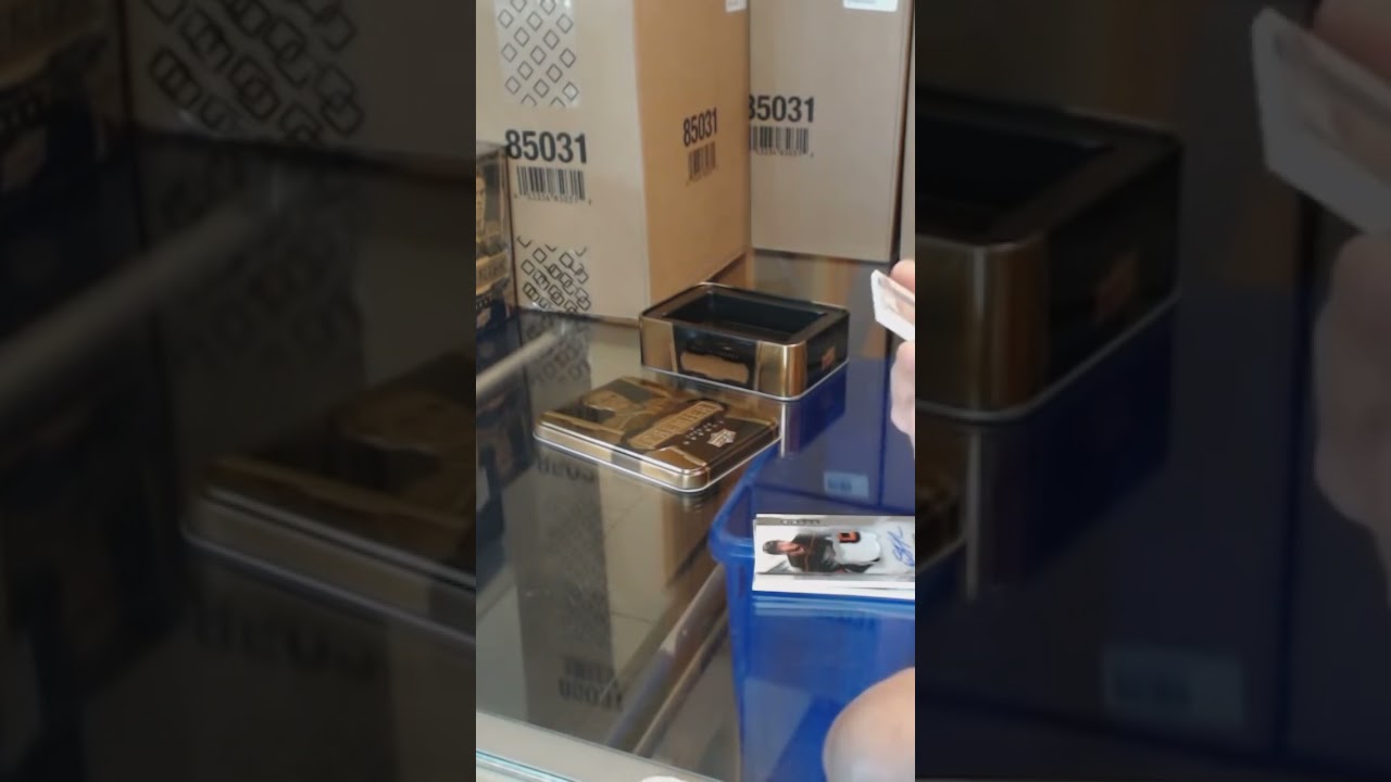 McDavid Tribute Rookie Patch/Auto! 