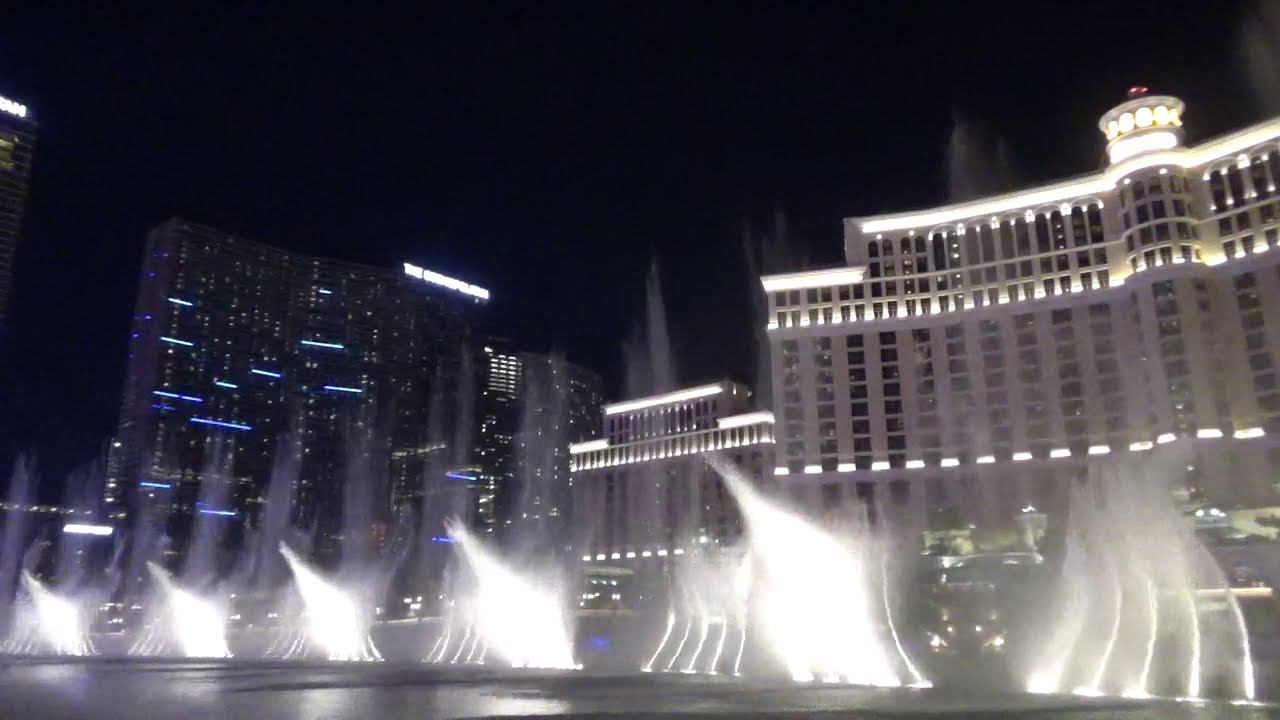 Bellagio Fountains "Bad Romance" [Night] (Full Power) YouTube