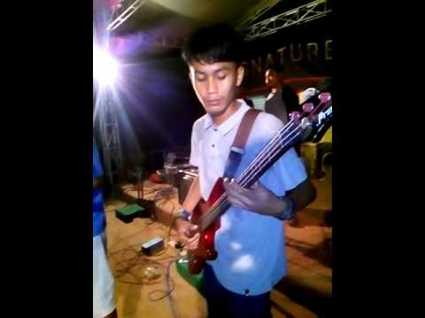 Di ujung derita