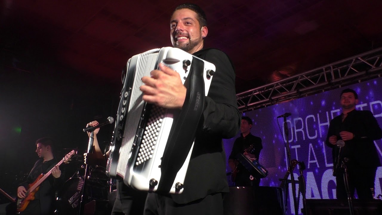 CHIESETTA TRA LE ROSE LA VOCE DI FEDERICA + L' AUTOVELOX LA VOCE E  LA SUA FISARMONICA  ALEX V