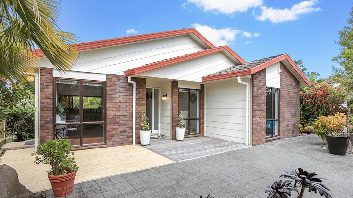 SOLD - 43 Vintage Drive, Henderson - Pauline Lam a...
