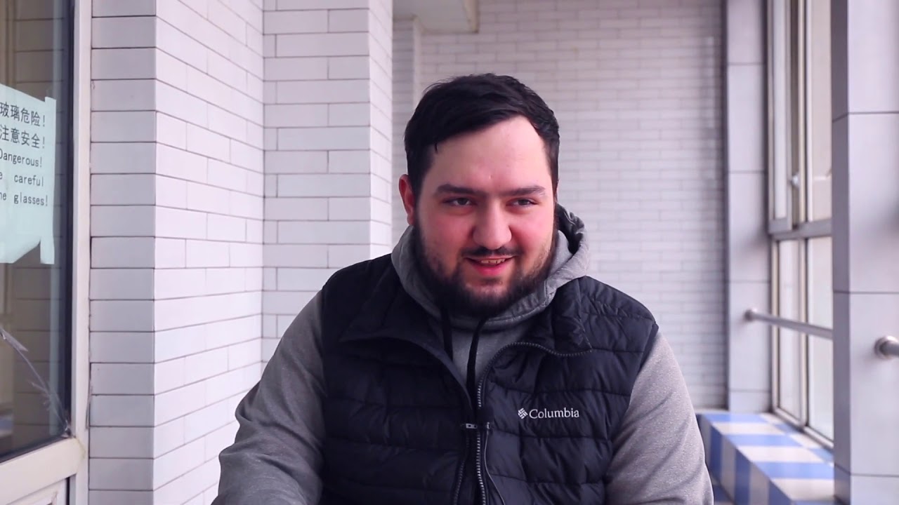 Александр - Студент HIT О Харбинском Институте Технологий