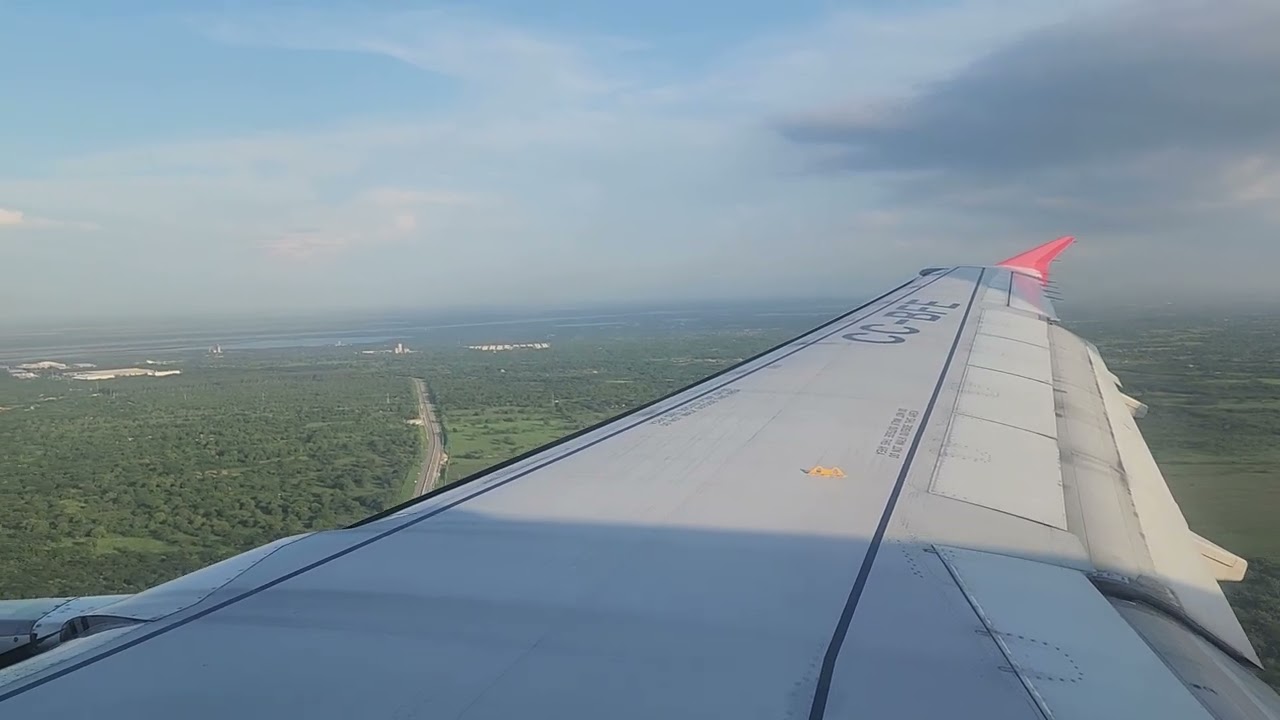 Aterrizando en Barranquilla,  Latam A320
