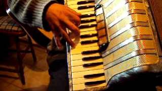 Video thumbnail of "ACORDEON....MOV05965.AVI"