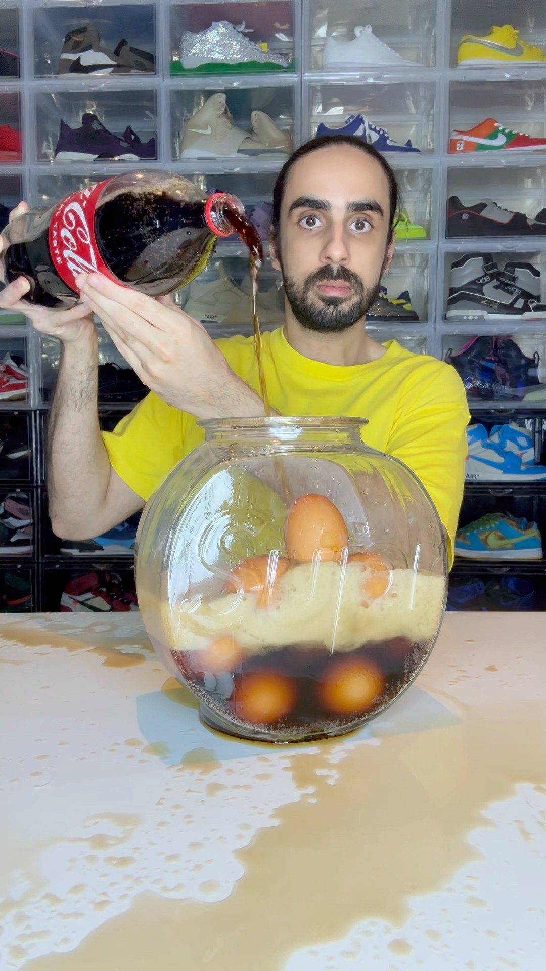 Stretchy Egg Hack ?? #food #asmrfood #foodsounds #hacks #lifehacks #asmr