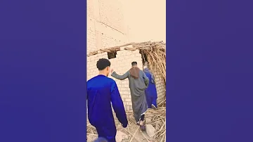 دا شيخ ولا واحد رايح المصيف شاهد الشيخ في رحلته في البحث على الاثار 