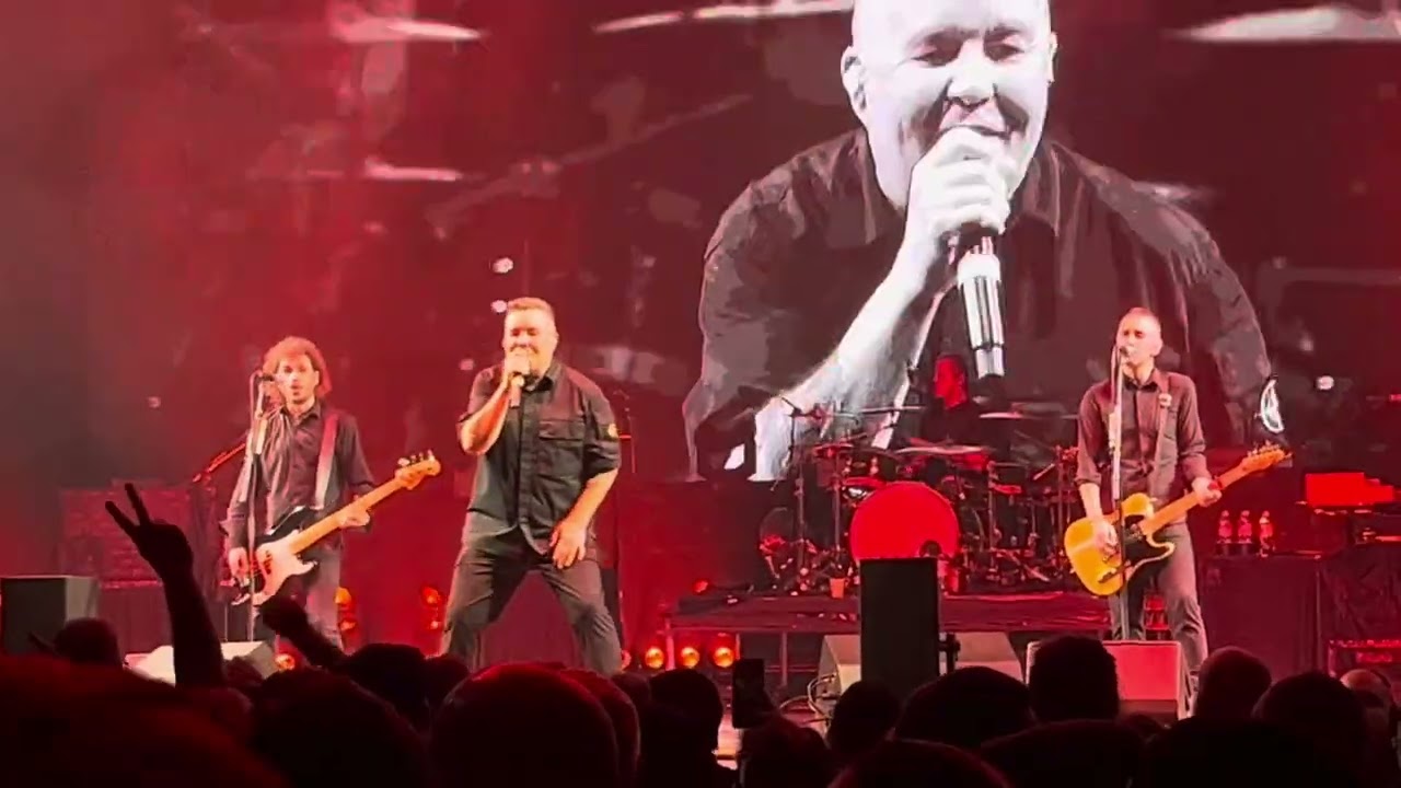 DROPKICK MURPHYS: Chesterfields & Aftershave (Helsinki 23.10.25)