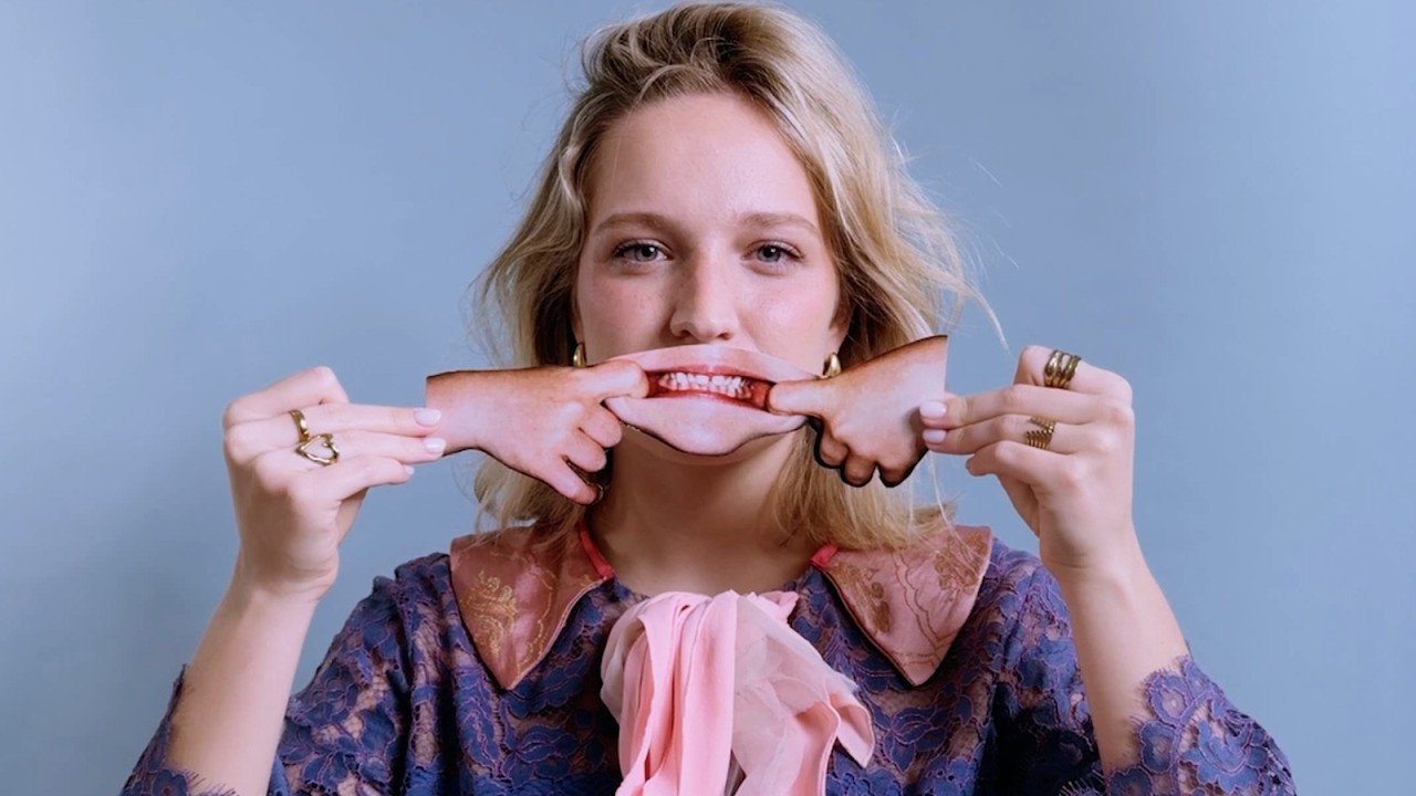 Watch Maïa - Sourire (Visualizer) on YouTube Watch Maïa - Sourire (Visualizer) on YouTube