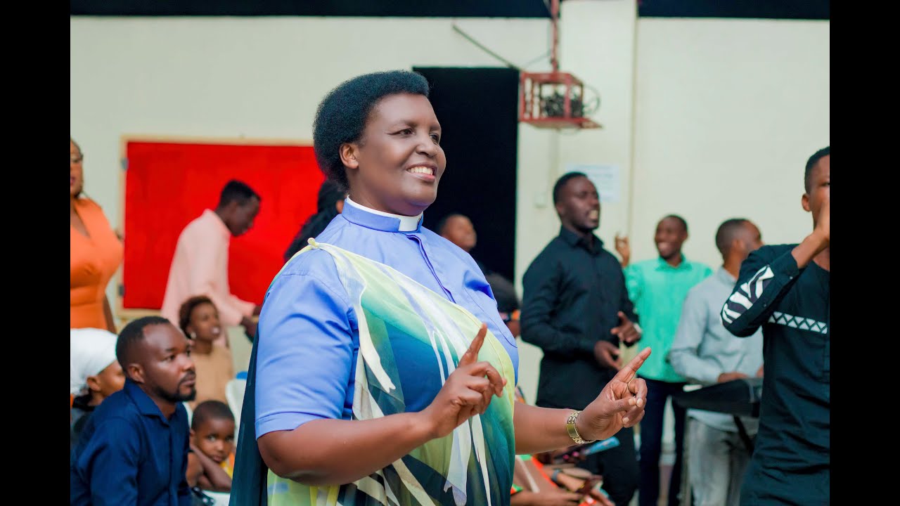 Igitaramoooo hamwe na Choral Rangurura twari tugiye mu Ijuru