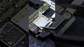 Repairman #MobilePhoneRepair #SolderingPaste #CircuitBoardRepair