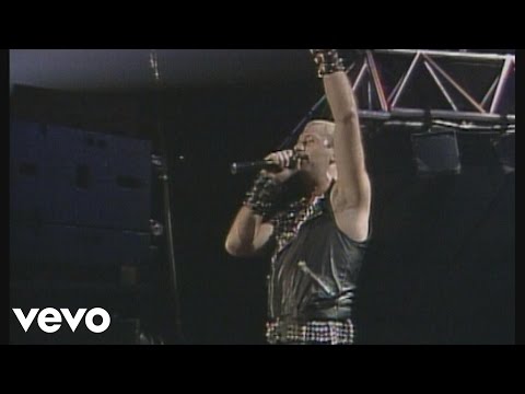 Judas Priest - Breaking the Law (Live Vengeance '82)