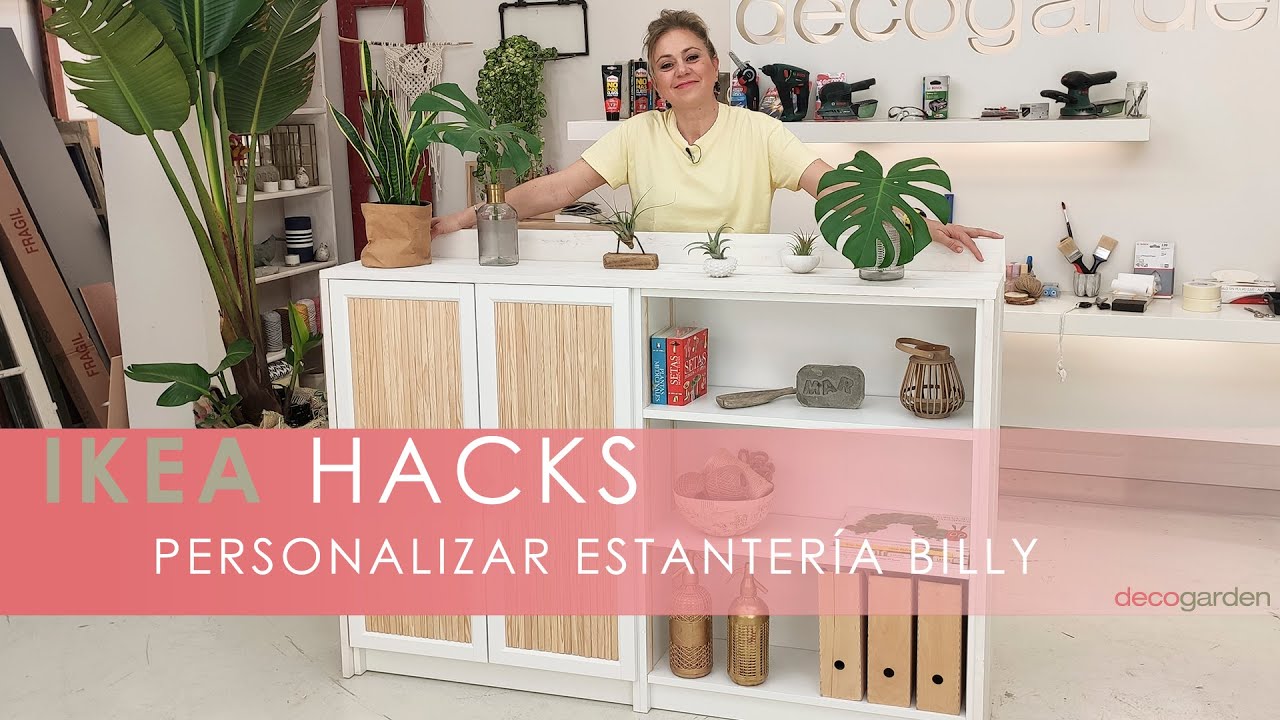 Y si añadimos unas patas?  Home library diy, Ikea bookshelves, Ikea kallax  shelf