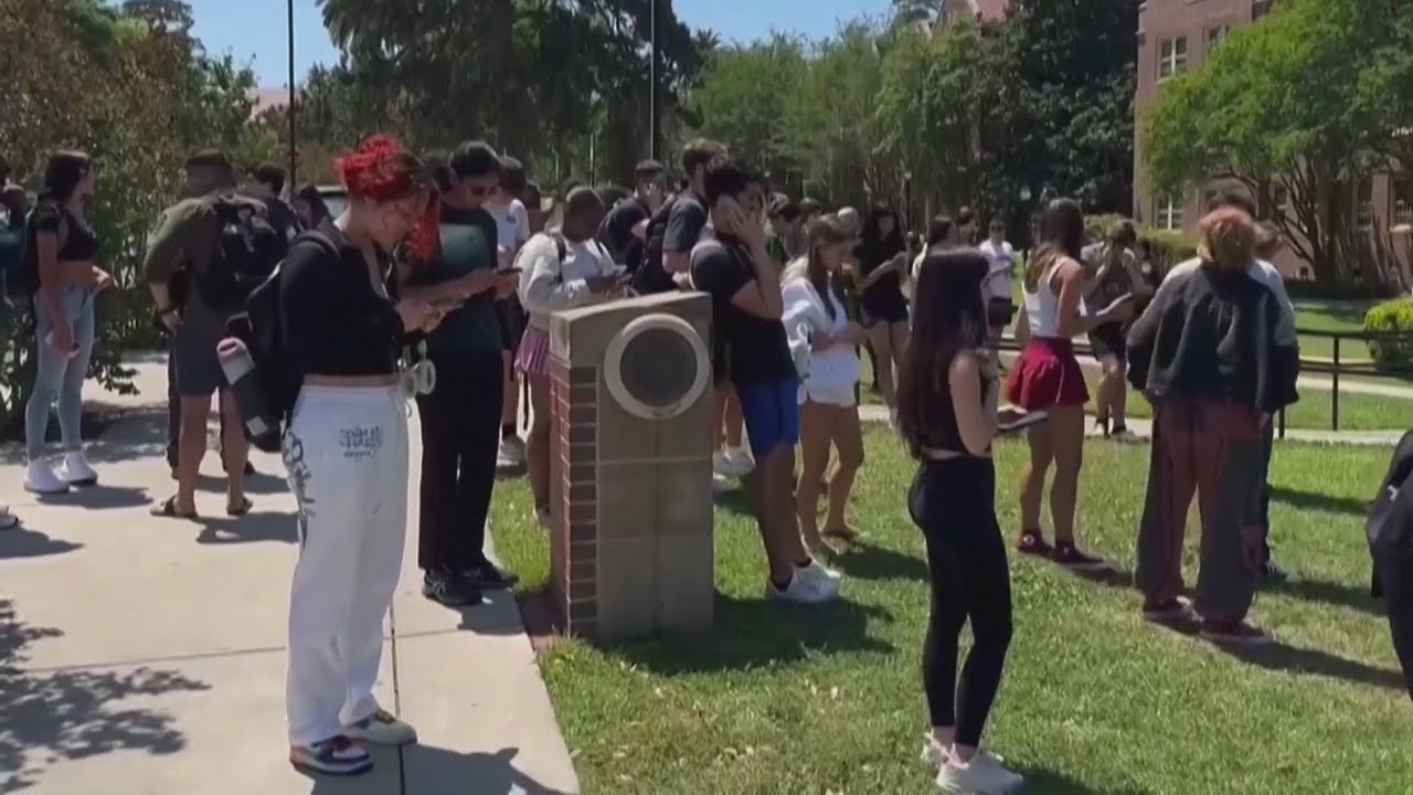 Two dead and 6 injured in Florida State shooting; gunman is deputy’s ...
