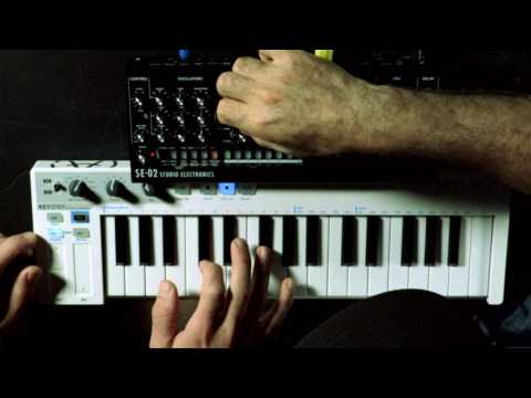 ROLAND SE-02 Audio Samples